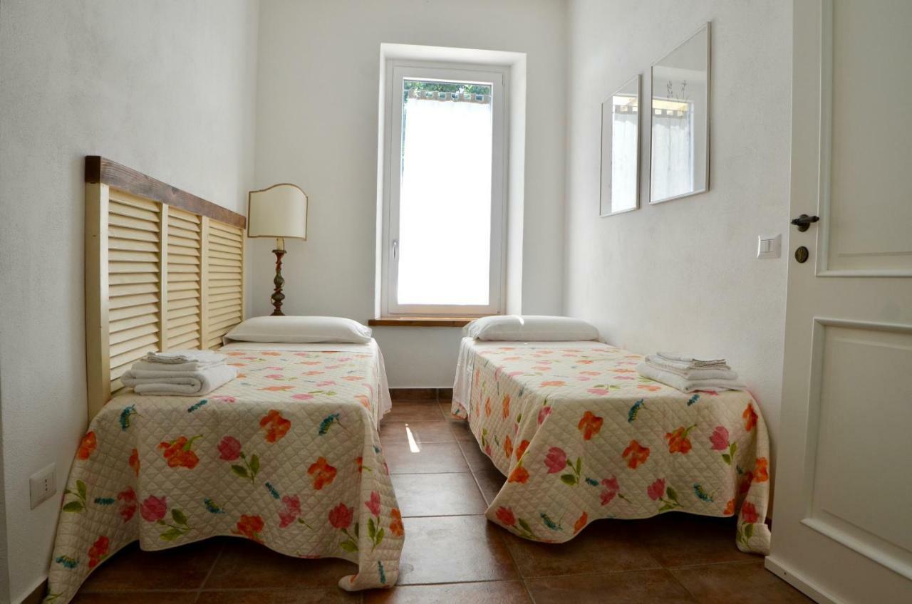 Casale Del Gelso Villa Genzano di Roma Bagian luar foto